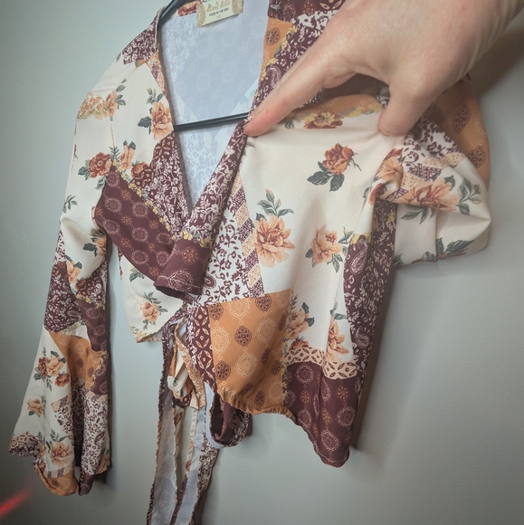 Altar'd State Floral Patchwork Tie-Front Crop Top XS - Picture 2 of 7